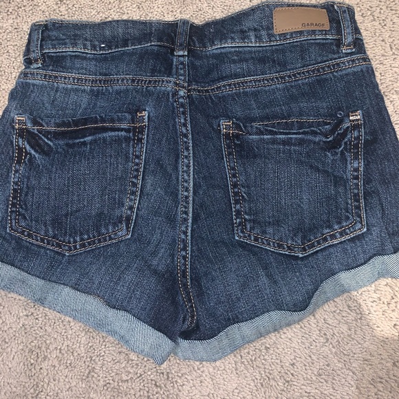 Garage shorts - Picture 3 of 3